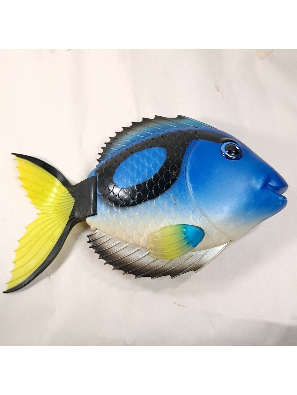 Vintage Swim Ways Rainbow Reef Magic Action Mini Trigger Fish 2004 blue swimways